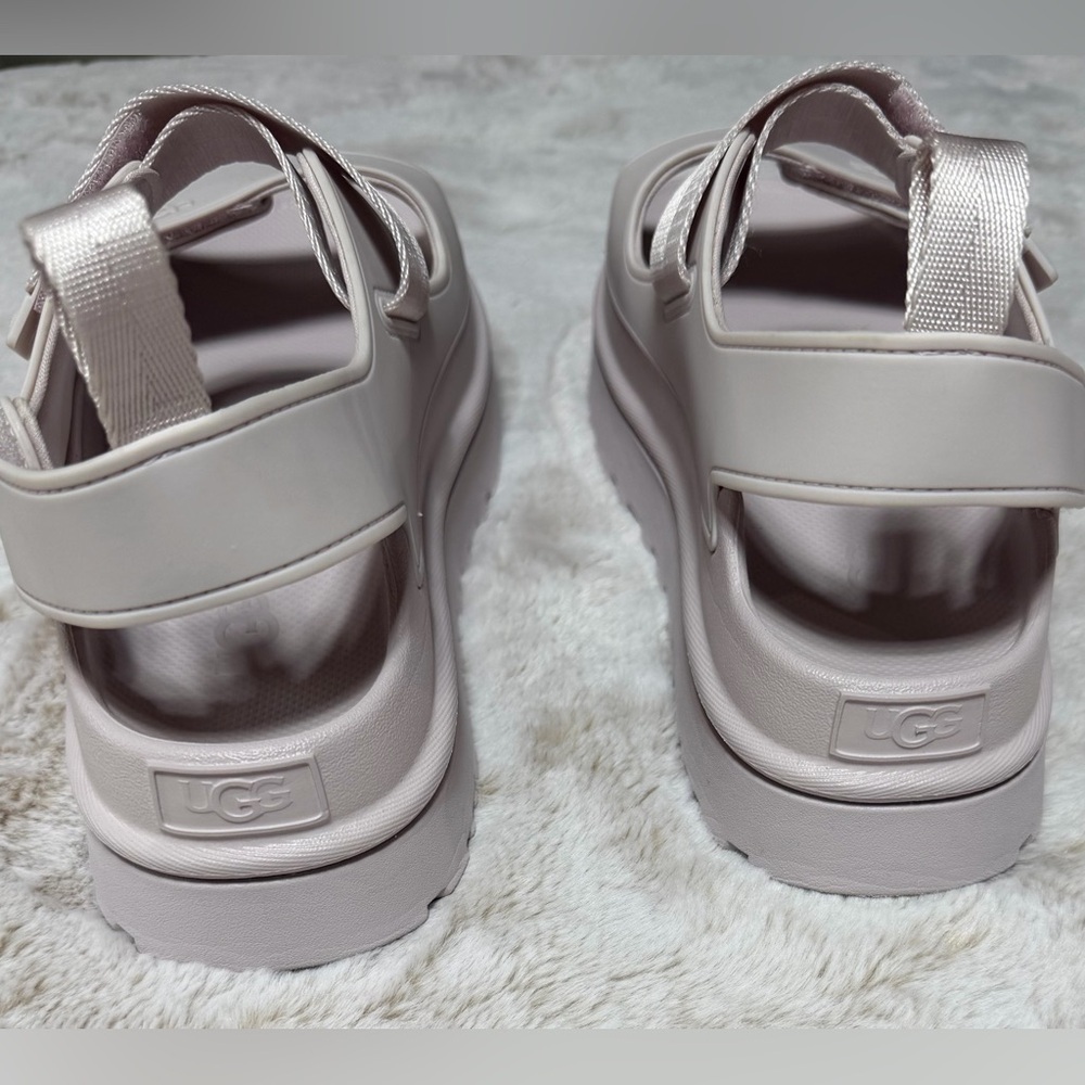 UGG Women’s GoldenGlow Sandals in Bay Fog 11 - Picture 11 of 15